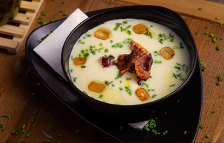 Supa crema de usturoi