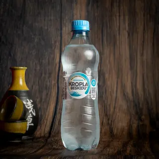 Kropla Beskidu woda niegazowana 0,5l