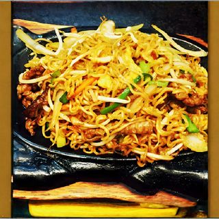 Tallarines Chinos A La Plancha