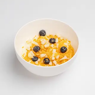 Рисовая каша с ягодами