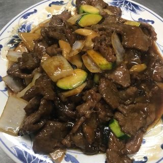 48B. Ternera al estilo Gong Bao