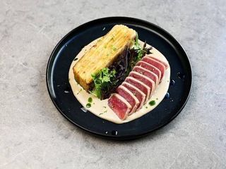 Тунець із гарбузовим гратеном (320g)