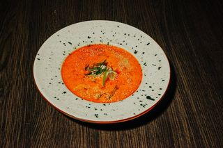 Том ям з морепродуктами