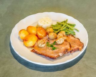 Lombo de Porco Assado com Castanhas (2 Pessoas)