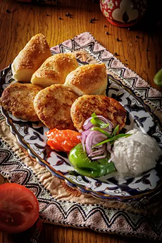 ИЗГАРЕ КЕФТЕ ИЗ КУРИЦЫ