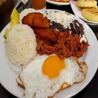Pabellón Criollo