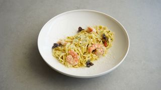 Паста з тигровими креветками (270г)