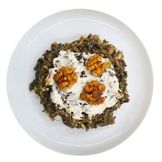 Աղցան Ավելուկով  և ընկույզով