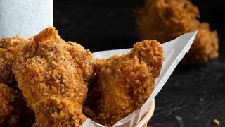 ქათმის ფრთები 6ც სოუსით