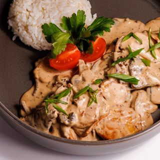 Телятина в сливочном соусе