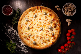 Pizza Quattro Formaggi