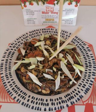 Meso sa prazilukom u Peking sosu