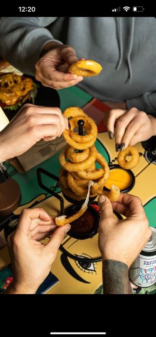 Onion rings tower