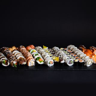 19 - Giga Party 102 szt.								