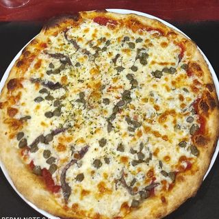 Pizza Napolitana (Familiar)