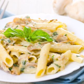 Paste cu piept de pui