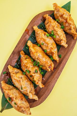 Pierożki mandu z kimchi i wieprzowiną  7 szt.