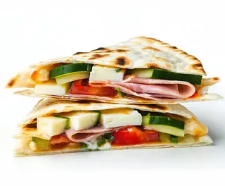 Verdure grigliate a scelta, formaggio brie, prosciutto crudo