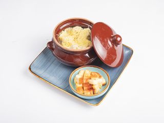 Пельмени в сливочном соусе
(250 гр.)