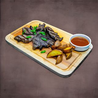 Мясо на гриле говяжья вырезка (100 гр.)