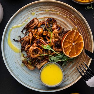 Калмари на туч (200г)