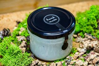 Sos czosnkowy własny na bazie Majonezu Kieleckiego  200ml (słoik)