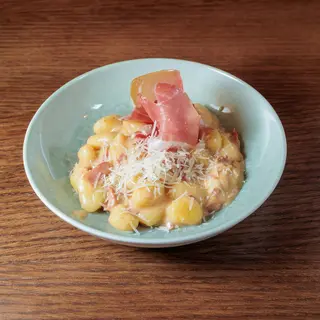 Pršuto pasta