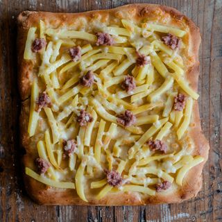 La QuattroLati Patate e Salsicce