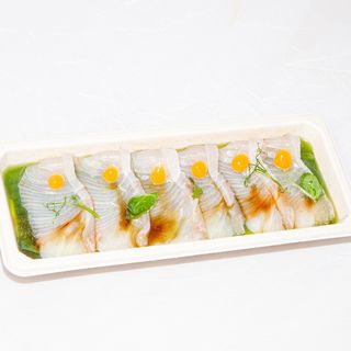 Sashimi de hamachi (3 cortes)
