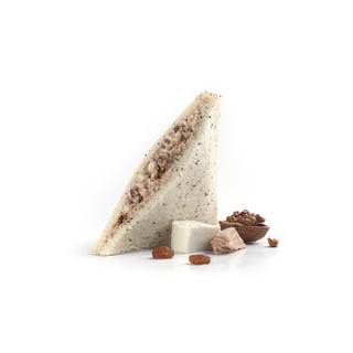 Sándwich De Atún Nueces Y Oporto