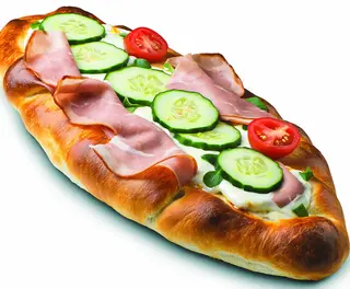 Pide cu sunca si mozzarella