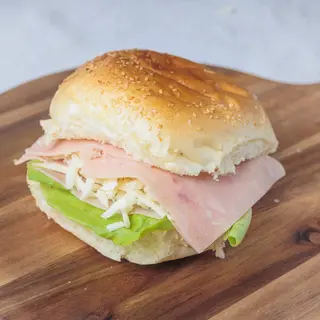 Sendvič sa šunkom