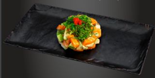 Тартар от сьомга и авокадо