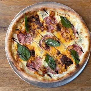 Суперсирна з шинкою Йорк