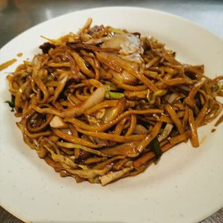 Tallarines Fritos Con Ternera