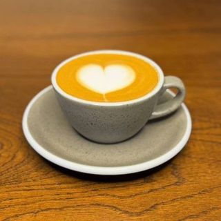 ФЛЕТ УАЙТ на рослинному молоці