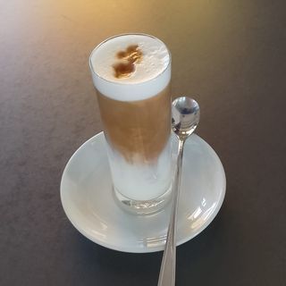 Latte macchiato