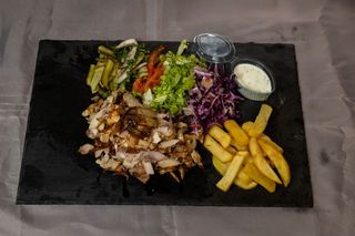 Порция пилешки дюнер