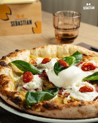 Burrata e guanciale
