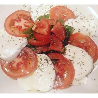 Ensalada De Burrata