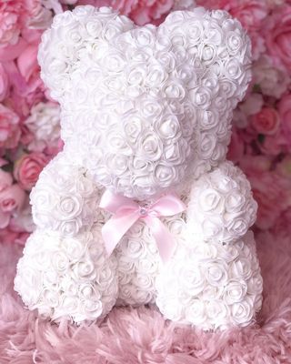 თეთრი ვარდების დათუნია (ხელოვნური) 