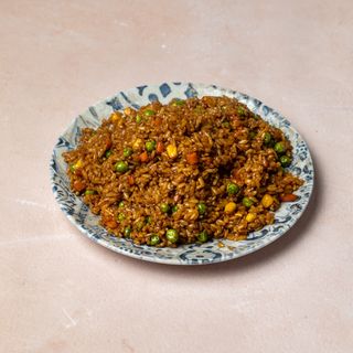 Prženi pirinač sa povrćem 蔬菜炒饭