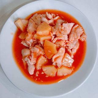 57. Pollo con Piña