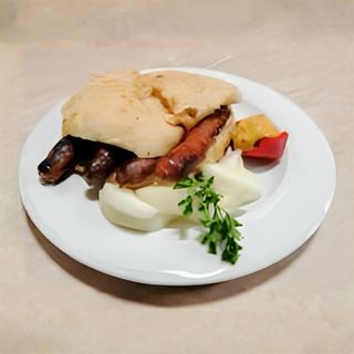 Roštiljska kobasica