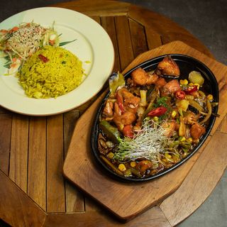 Łosoś z warzywami po chińsku  150g