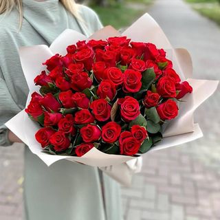 Buchet 51 Trandafiri Rosii