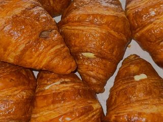 Круасан з шоколадом (130г)