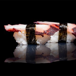 65. Nigiri Pulpo (2 Pzs.)