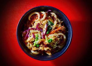 76 - Noodles with chicken and vegetables