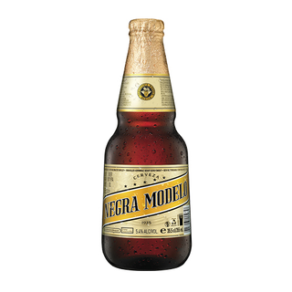 Modelo negra